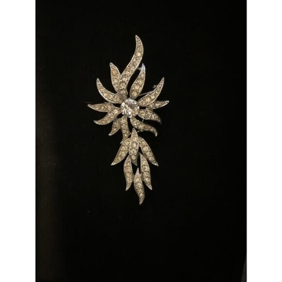 Vintage 1970 Sarah Coventry Rhinestone Starburst Brooch Silver-Tone Metal - Picture 3 of 16